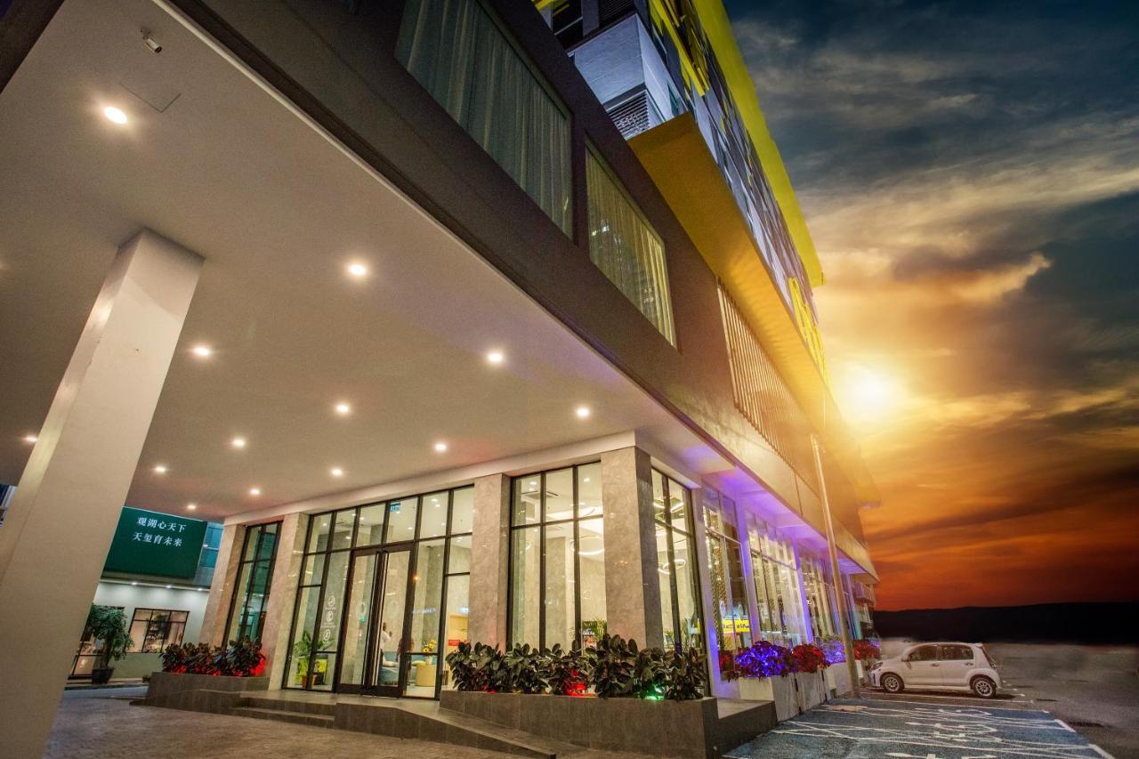Grand Flora Hotel Malacca Bagian luar foto