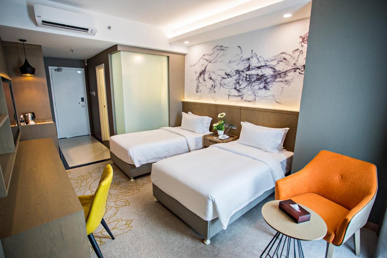 Grand Flora Hotel Malacca Bagian luar foto